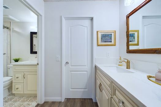 5278 Vista Del Mar Cypress CA &#8211; 029 &#8211; Master Bathroom 2