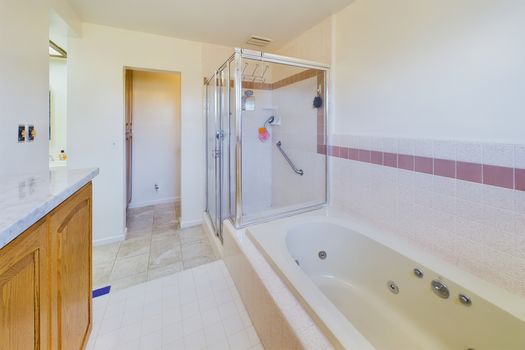 14007 Leahy Ave Bellflower CA &#8211; 029 &#8211; Master Bathroom 5