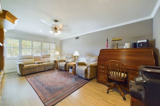 14007 Leahy Ave Bellflower CA &#8211; 029a &#8211; Den 1