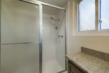 14007 Leahy Ave Bellflower CA &#8211; 039 &#8211; Extra Bathroom 3-2