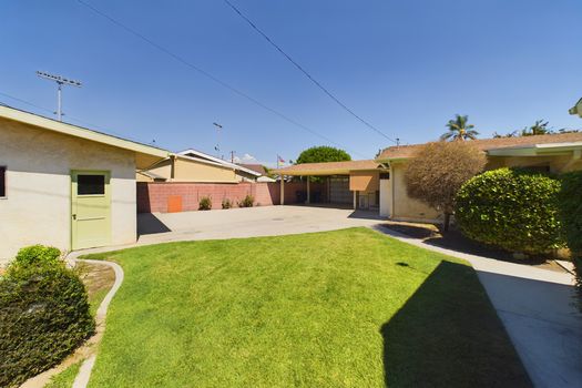 14007 Leahy Ave Bellflower CA &#8211; 052 &#8211; Backyard 12