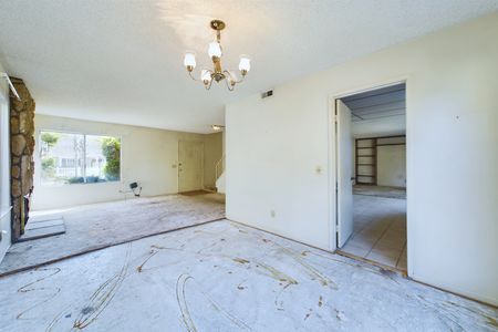 5531 Citrus Ct Cypress CA &#8211; 010 &#8211; Dining Room 1