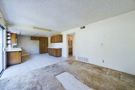 5531 Citrus Ct Cypress CA &#8211; 017 &#8211; Family Room 2