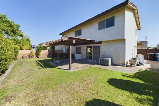 5531 Citrus Ct Cypress CA &#8211; 038 &#8211; Backyard 3