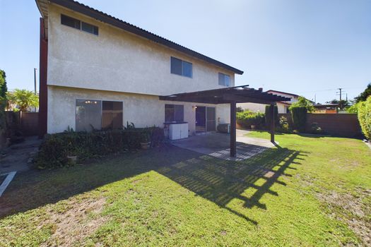 5531 Citrus Ct Cypress CA &#8211; 039 &#8211; Backyard 4