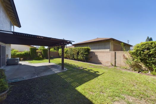 5531 Citrus Ct Cypress CA &#8211; 040 &#8211; Backyard 5