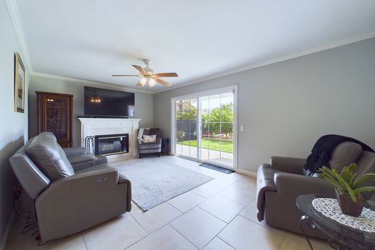 5782 Shirl St Cypress CA &#8211; 022 &#8211; Family Room 1