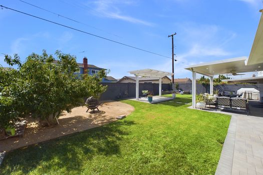 5782 Shirl St Cypress CA &#8211; 049 &#8211; Backyard 4