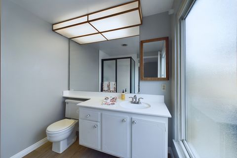 5783 Maxson Dr Cypress CA - 025 - Master Bathroom 1