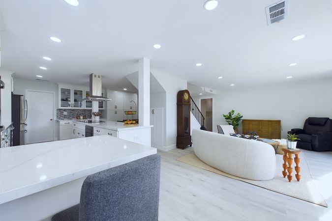 9319 Esther St Cypress CA 90630 008 - Living Room 5