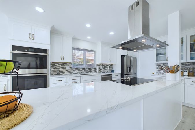 9319 Esther St Cypress CA 90630 013 - Kitchen 5