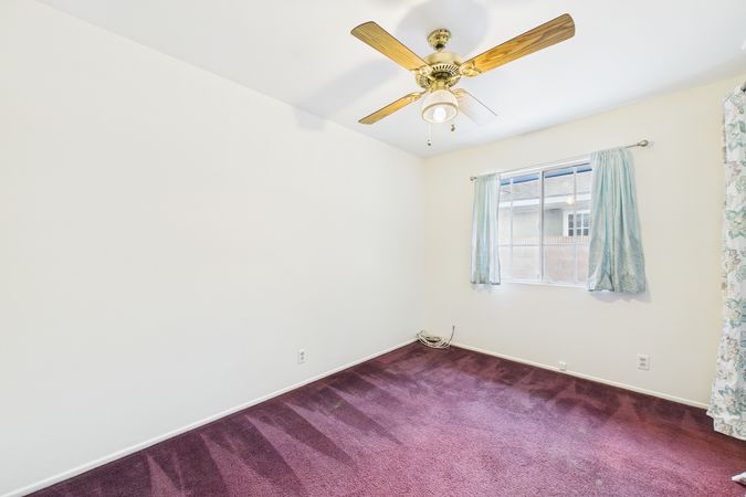 2021 Knoxville Ave Long Beach CA 90815 030 Bedroom