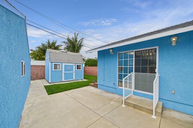 2021 Knoxville Ave Long Beach CA 90815 037 Backyard