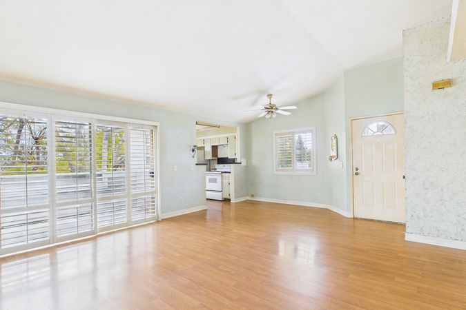 3500 S Greenville St A5 Santa Ana CA 92704 006 Living Room