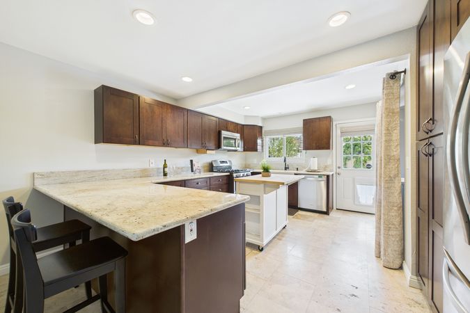 729 S Hayward St Anaheim CA 92804 002 Kitchen