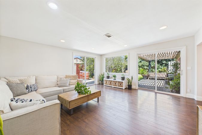 3647 W Myra Ave Anaheim CA 92804 - 015 - Living Room 2