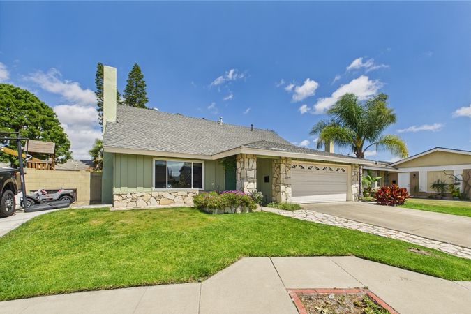 9764 Cedar Ct Cypress CA 90630 - 002 - Front 2 Large