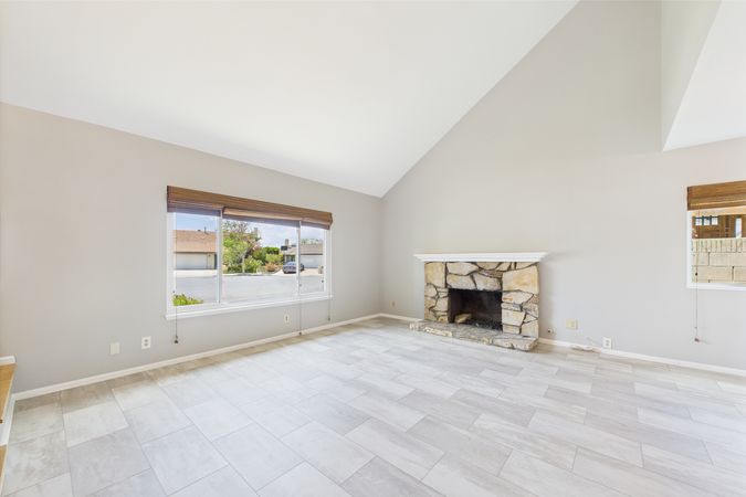 9764 Cedar Ct Cypress CA 90630 - 007 - Living Room 4