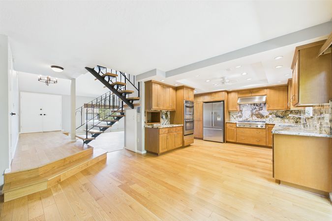 9764 Cedar Ct Cypress CA 90630 - 013 - Dining 2