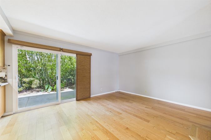 9764 Cedar Ct Cypress CA 90630 - 015 - Dining 4