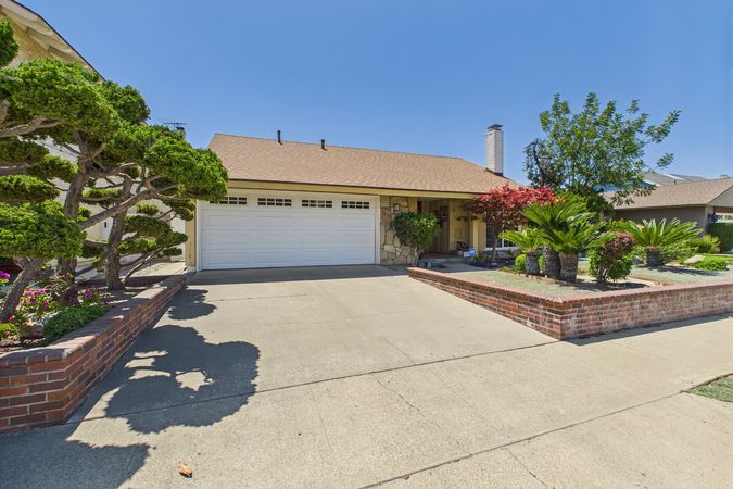 9661 Glenbrook Street Cypress CA 90630 - 003 - Front 3