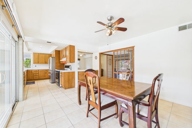 9661 Glenbrook Street Cypress CA 90630 - 011 - Family Room 3