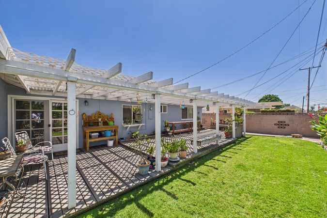 8547 Carnation Dr Buena Park CA 90620 - 029 - Backyard 3