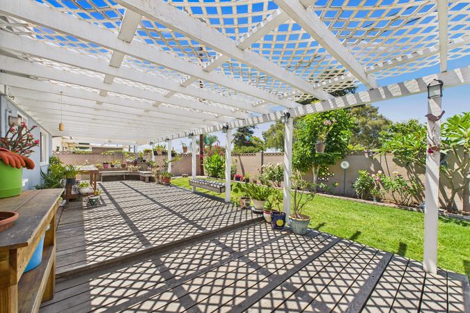 8547 Carnation Dr Buena Park CA 90620 - 031 - Backyard 5