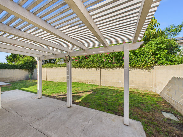 5275 Vista Real Cypress CA - 027 - Backyard 4