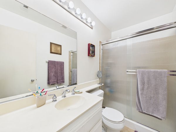 1331 W Cerritos Ave, Unit 25, Anaheim, CA - 017 - Master Bathroom 1