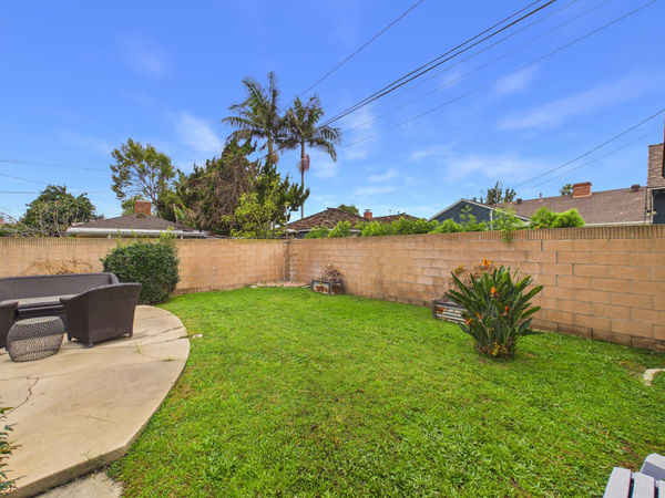 1331 E Marshall Pl, Long Beach, CA 90807 - 029 Backyard