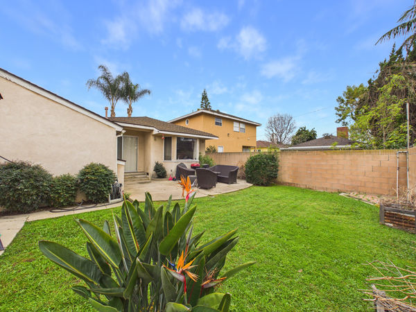 1331 E Marshall Pl, Long Beach, CA 90807 - 030 Backyard