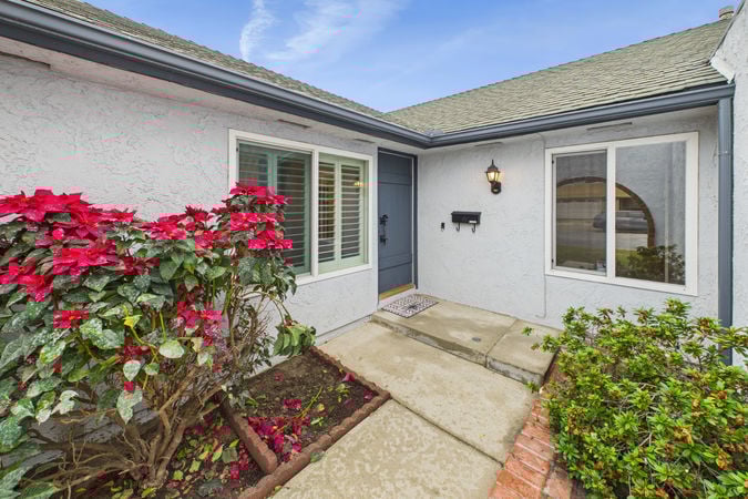 5270 Vista Hermosa Cypress CA - 005 - Front 5