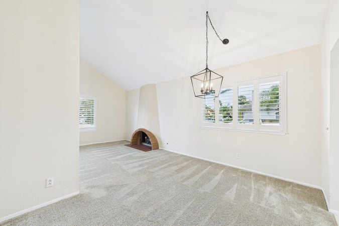 5270 Vista Hermosa Cypress CA - 010 - Living Room 5