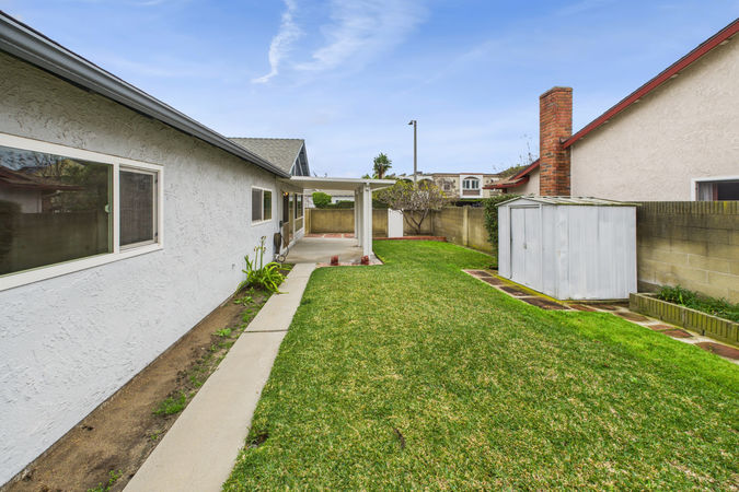 5270 Vista Hermosa Cypress CA - 036 - Backyard 5