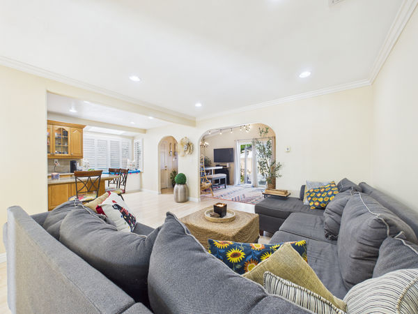 5471 Lime Ave Cypress CA - 007 - Living Room 3