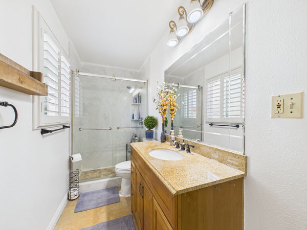 5471 Lime Ave Cypress CA - 023 - Master Bathroom 1