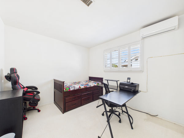 5471 Lime Ave Cypress CA - 029 - Bedroom 3-1