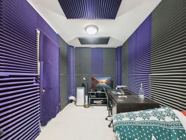 5471 Lime Ave Cypress CA - 034 - Garage 2