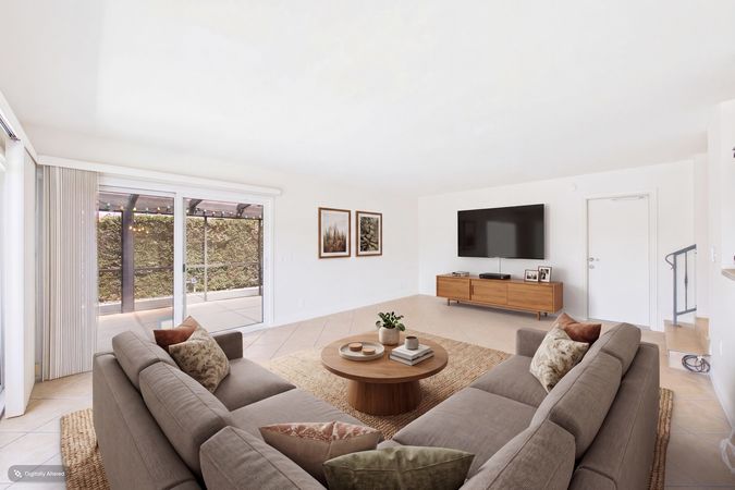 5089 Saratoga Ave Cypress CA - 019 - Family Room 1-1
