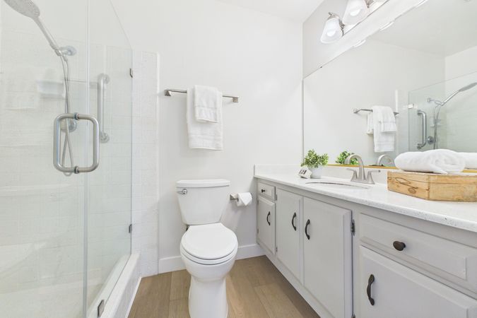 11466 Shippigan Way Cypress CA - 026 - Master Bathroom 1