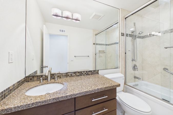 11606 Lakia Dr Cypress CA - 032 - Hall Bath 1