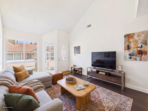 7735 Briarglen Loop #D Stanton CA - 006 - Living Room 3-0