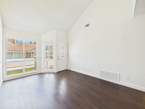 7735 Briarglen Loop #D Stanton CA - 006 - Living Room 3-1