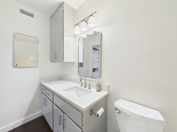 7735 Briarglen Loop #D Stanton CA - 016 - Bathroom 1-2