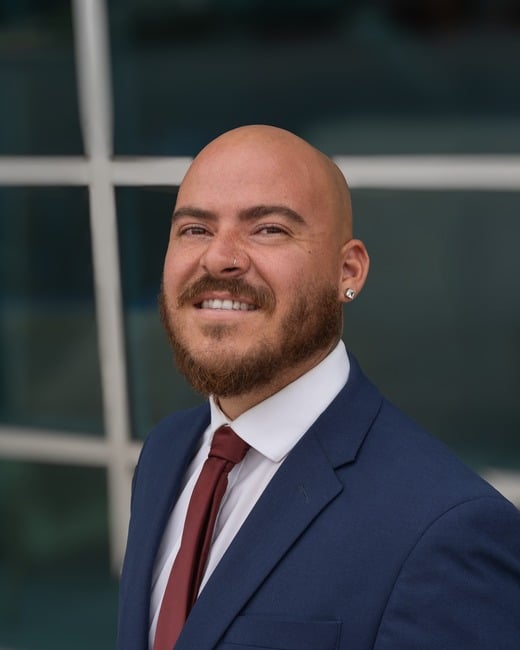 Alex Stone Headshot