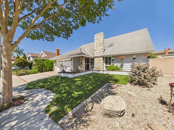 5375 Vista Real Cypress CA - 006 - Front 3