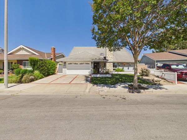 5375 Vista Real Cypress CA - 008 - Front 4