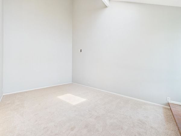 5375 Vista Real Cypress CA - 010 - Living Room 1