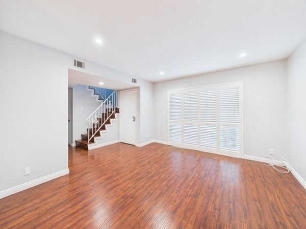 5375 Walker St Cypress CA - 005 - Living Room 9